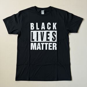 Gildan Black Lives Matter T Shirt Men M 100% Cotton Black Graphic Tee